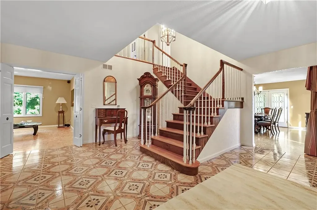 82 Mountain Laurel Drive Cranston RI 02920