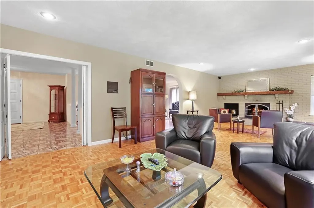 82 Mountain Laurel Drive Cranston RI 02920