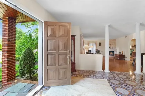 82 Mountain Laurel Drive Cranston RI 02920
