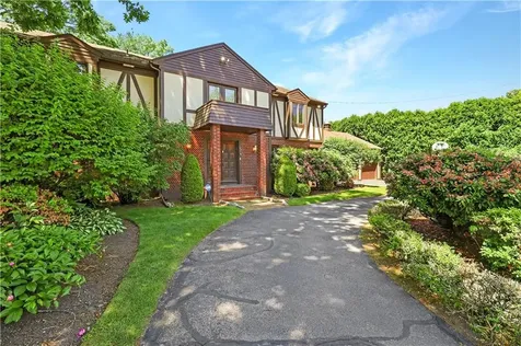 82 Mountain Laurel Drive Cranston RI 02920