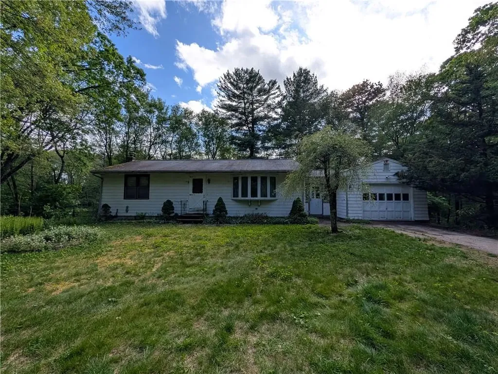 65 Peck Hill Road Scituate RI 02857