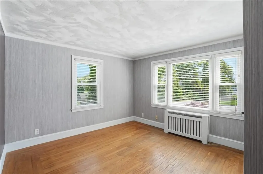 50 Pera Street Warwick RI 02886