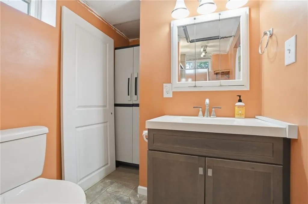 50 Pera Street Warwick RI 02886