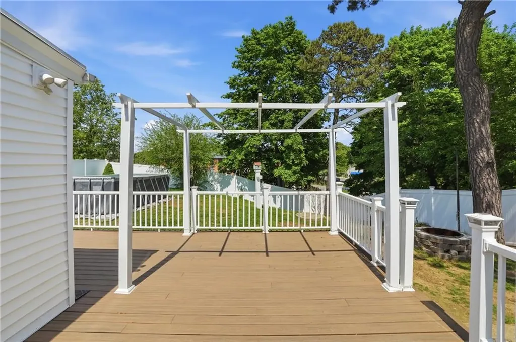 50 Pera Street Warwick RI 02886