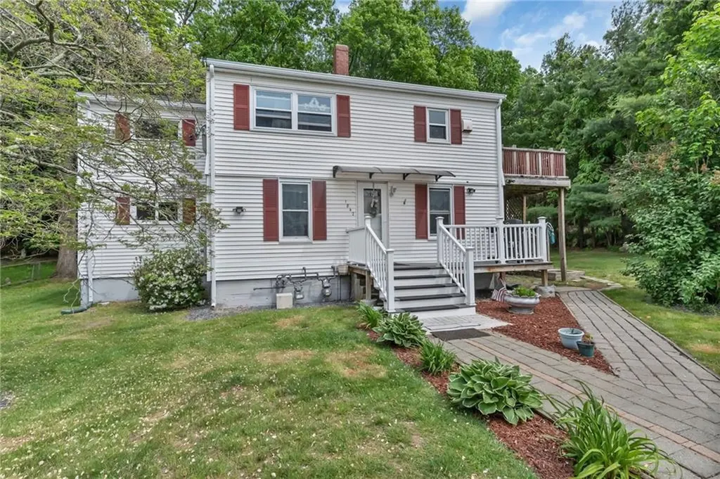 1842 Mendon Road Woonsocket RI 02895