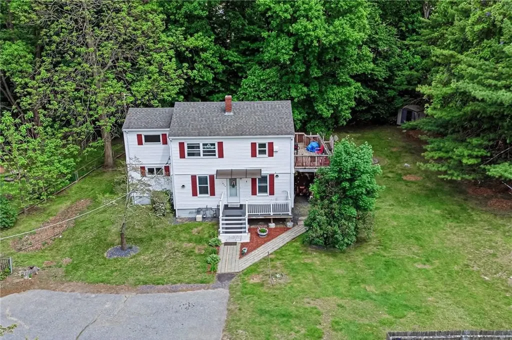 1842 Mendon Road Woonsocket RI 02895