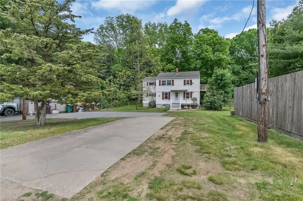 1842 Mendon Road Woonsocket RI 02895