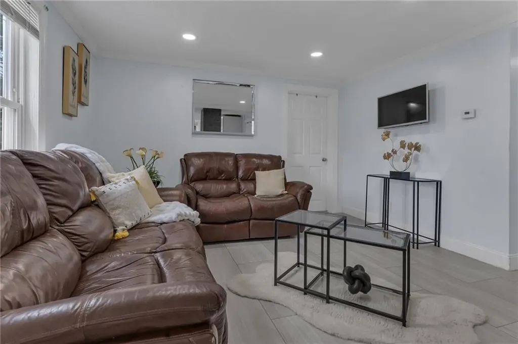 1842 Mendon Road Woonsocket RI 02895