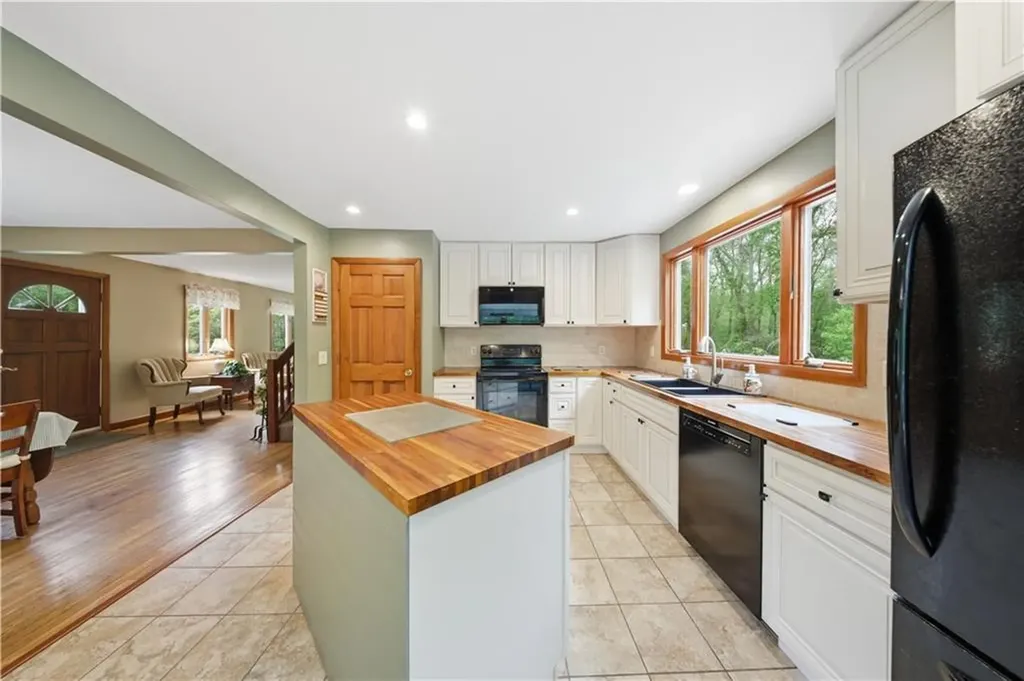 449 Rose Hill Road South Kingstown RI 02879