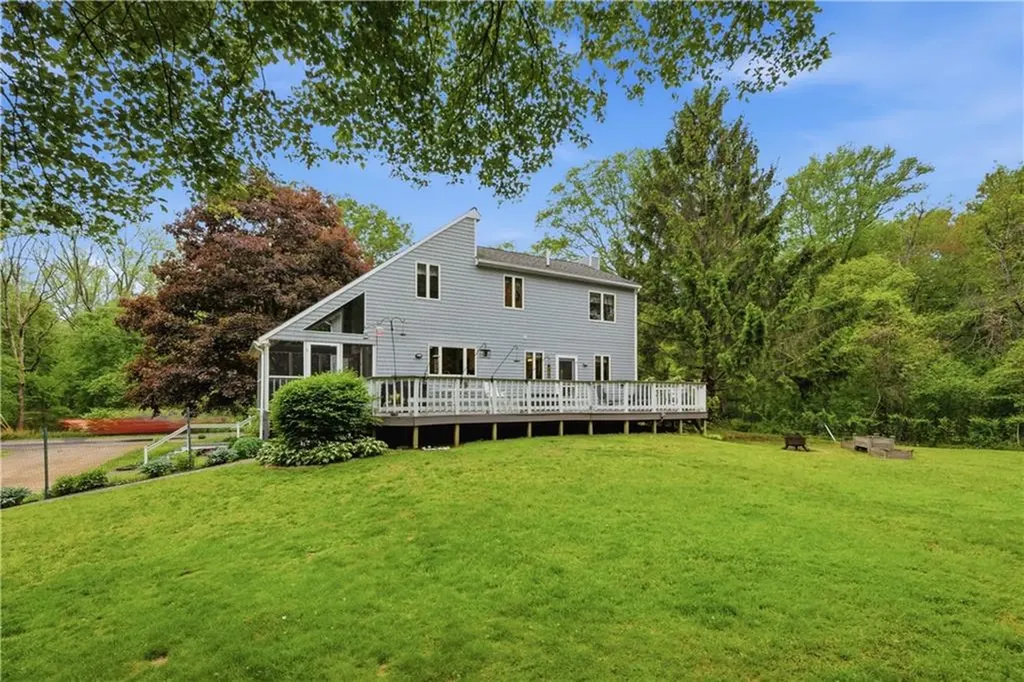 449 Rose Hill Road South Kingstown RI 02879