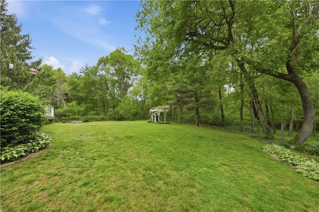 449 Rose Hill Road South Kingstown RI 02879