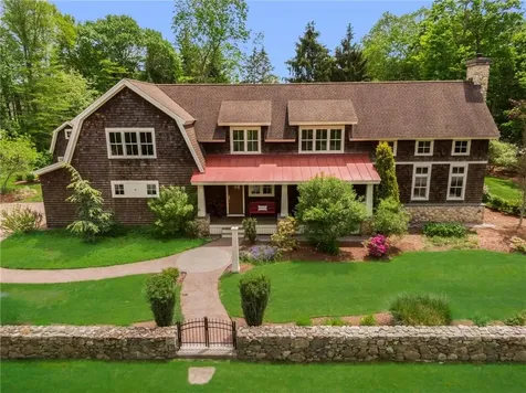 104 Ferry Road Bristol RI 02809