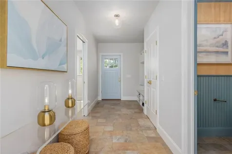 104 Ferry Road Bristol RI 02809
