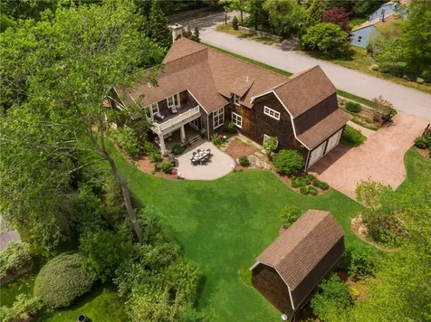 104 Ferry Road Bristol RI 02809