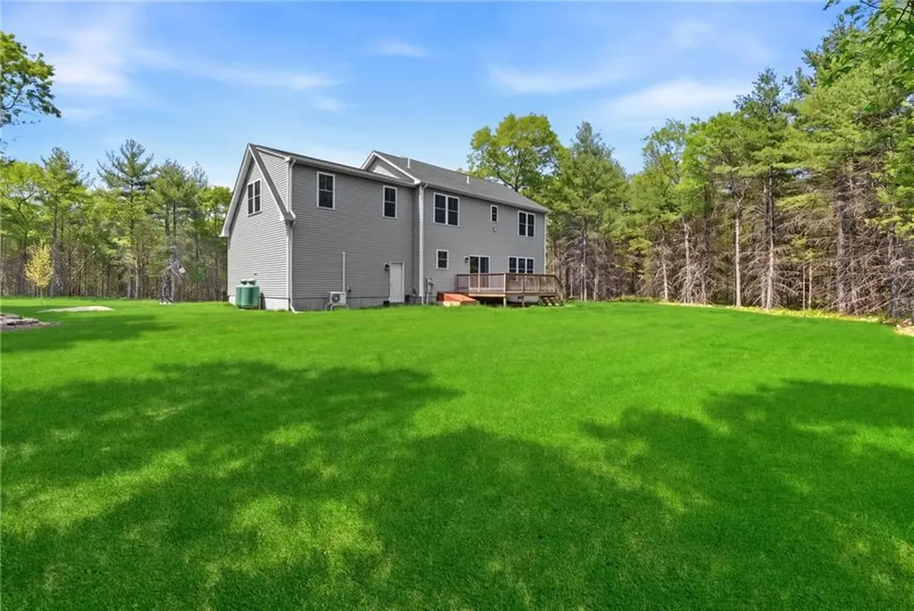 1 Cassidy Trail Coventry RI 02816