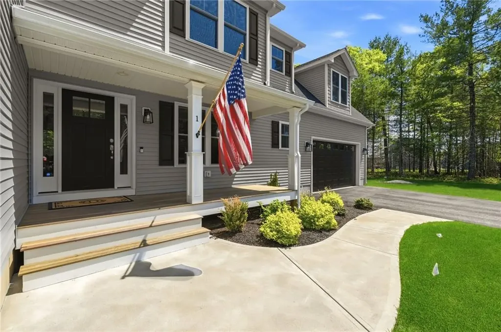 1 Cassidy Trail Coventry RI 02816