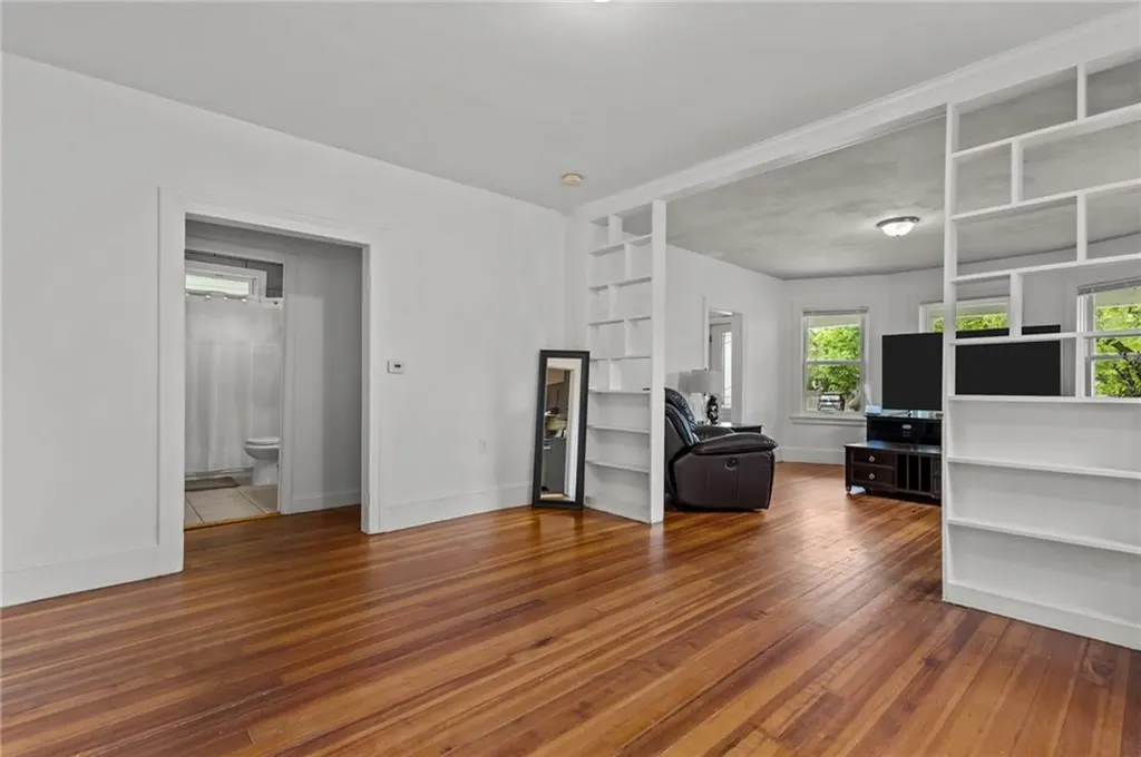 162 Armington Street Cranston RI 02905