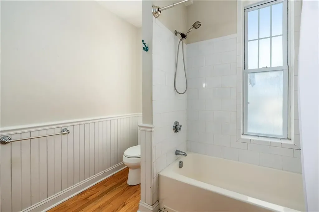 169 Arnold Avenue Cranston RI 02905