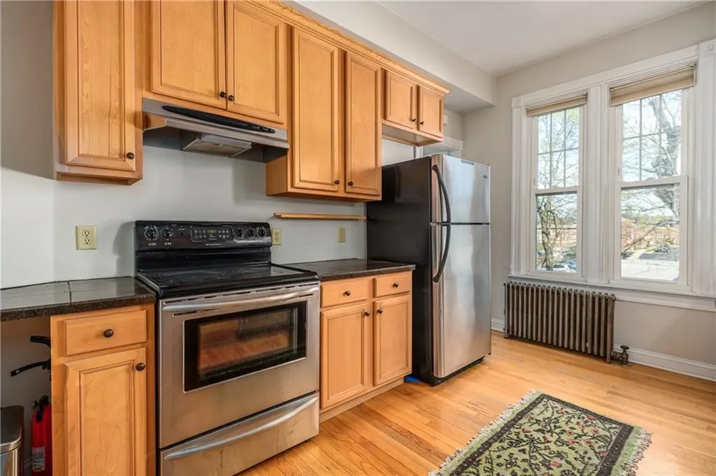 169 Arnold Avenue Cranston RI 02905