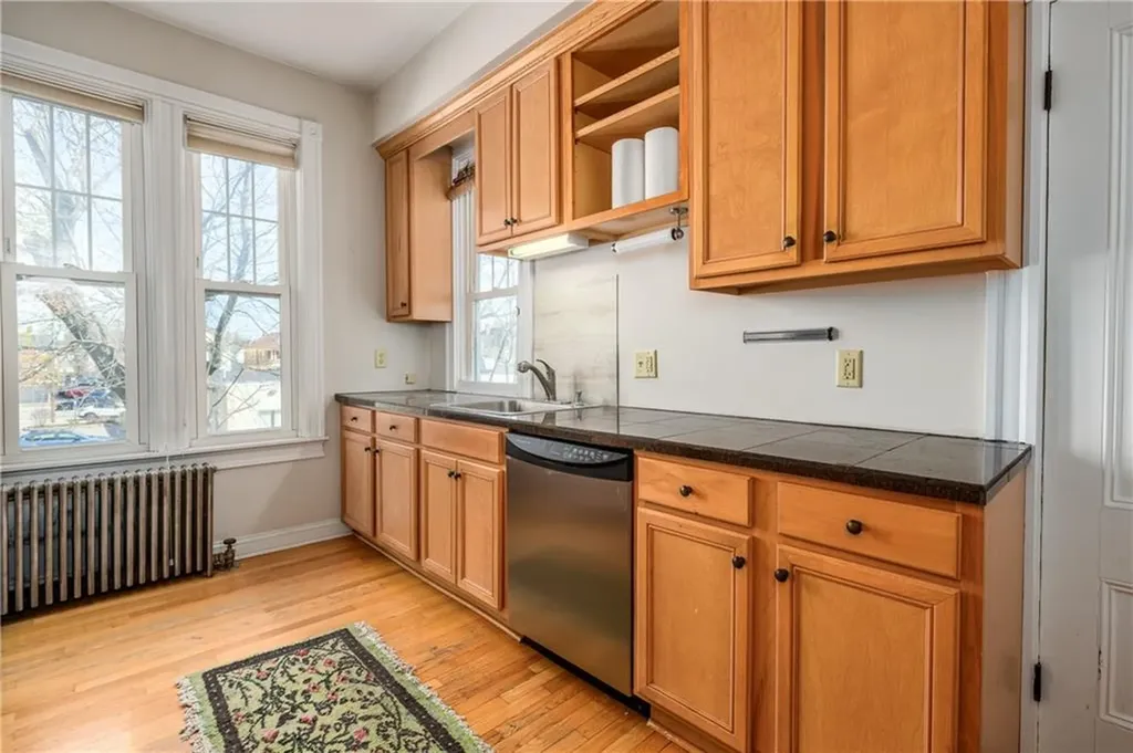 169 Arnold Avenue Cranston RI 02905
