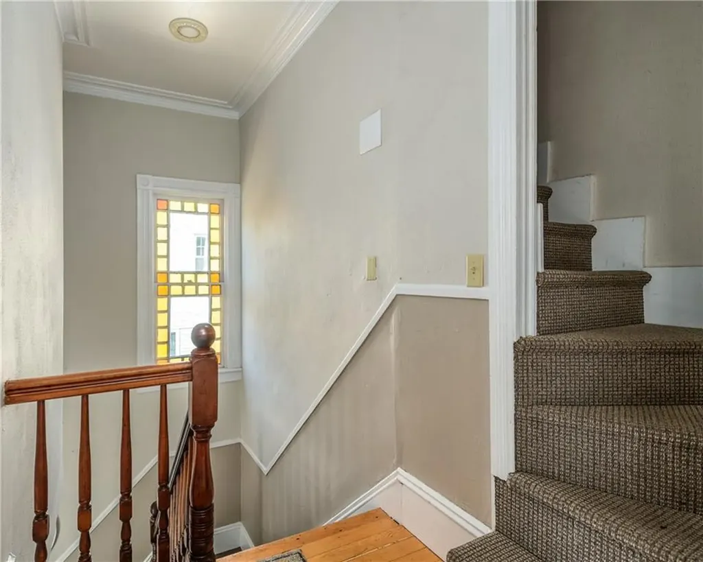 169 Arnold Avenue Cranston RI 02905
