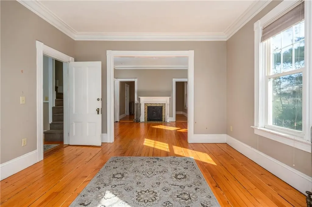 169 Arnold Avenue Cranston RI 02905