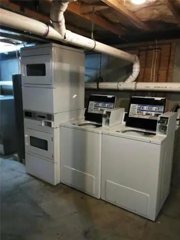 22 Wall Street Bristol RI 02809
