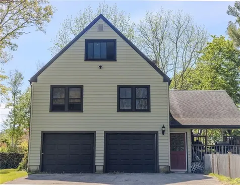 42 Mechanic Street North Smithfield RI 02896