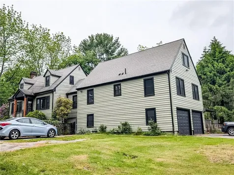 42 Mechanic Street North Smithfield RI 02896