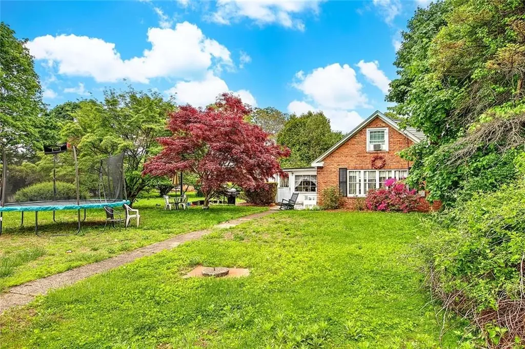 3 Waumsett Avenue Cumberland RI 02864