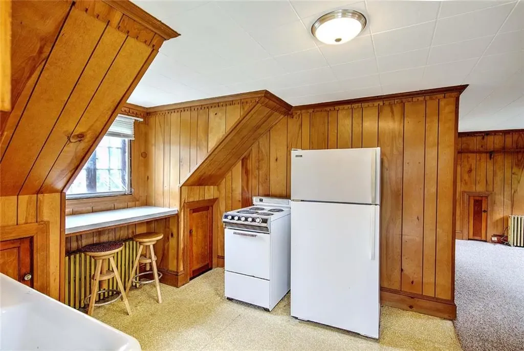 3 Waumsett Avenue Cumberland RI 02864