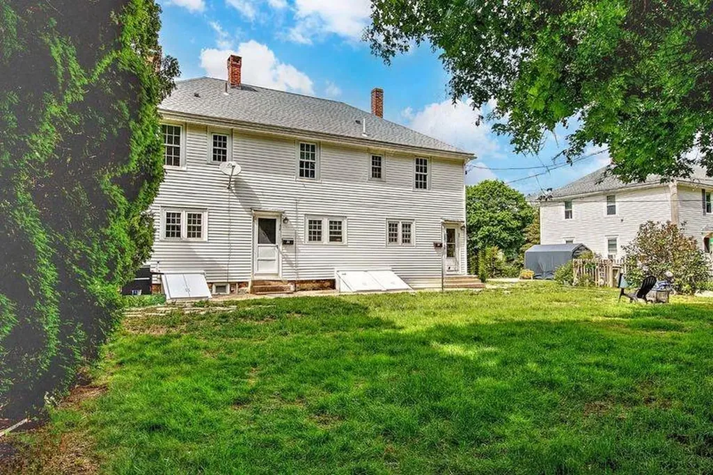 32 Paddy Hill Road South Kingstown RI 02879
