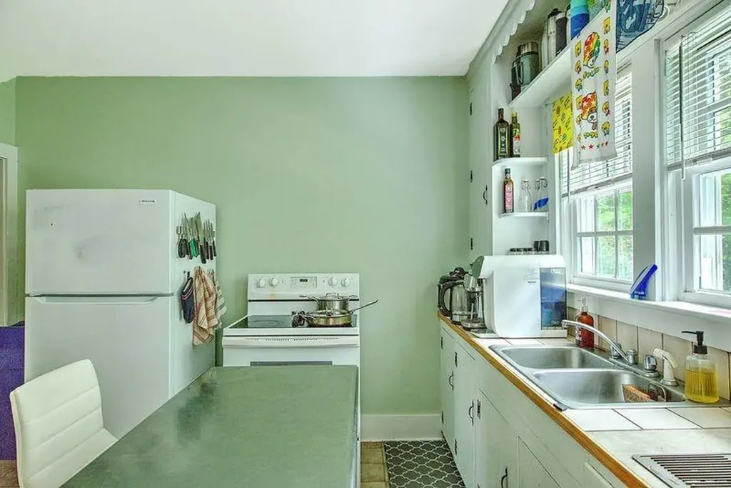32 Paddy Hill Road South Kingstown RI 02879