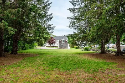 385 381 Ten Rod Road North Kingstown RI 02852