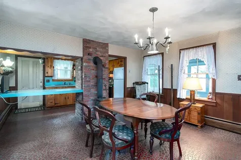 385 381 Ten Rod Road North Kingstown RI 02852