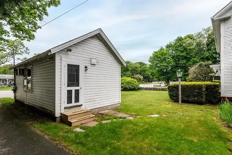 385 381 Ten Rod Road North Kingstown RI 02852