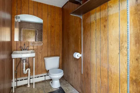 385 381 Ten Rod Road North Kingstown RI 02852