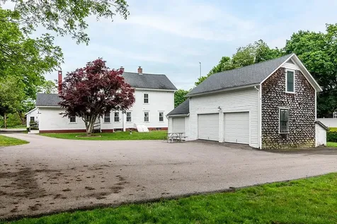385 381 Ten Rod Road North Kingstown RI 02852