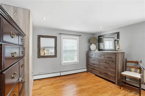 40 Haile Street Warren RI 02885