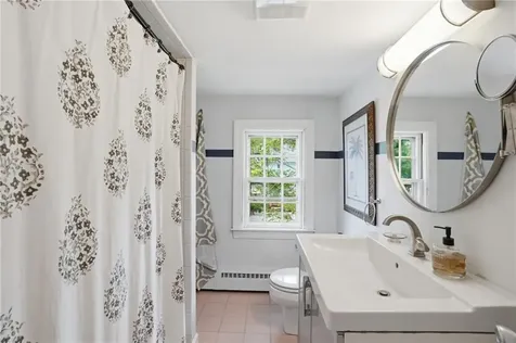 40 Haile Street Warren RI 02885