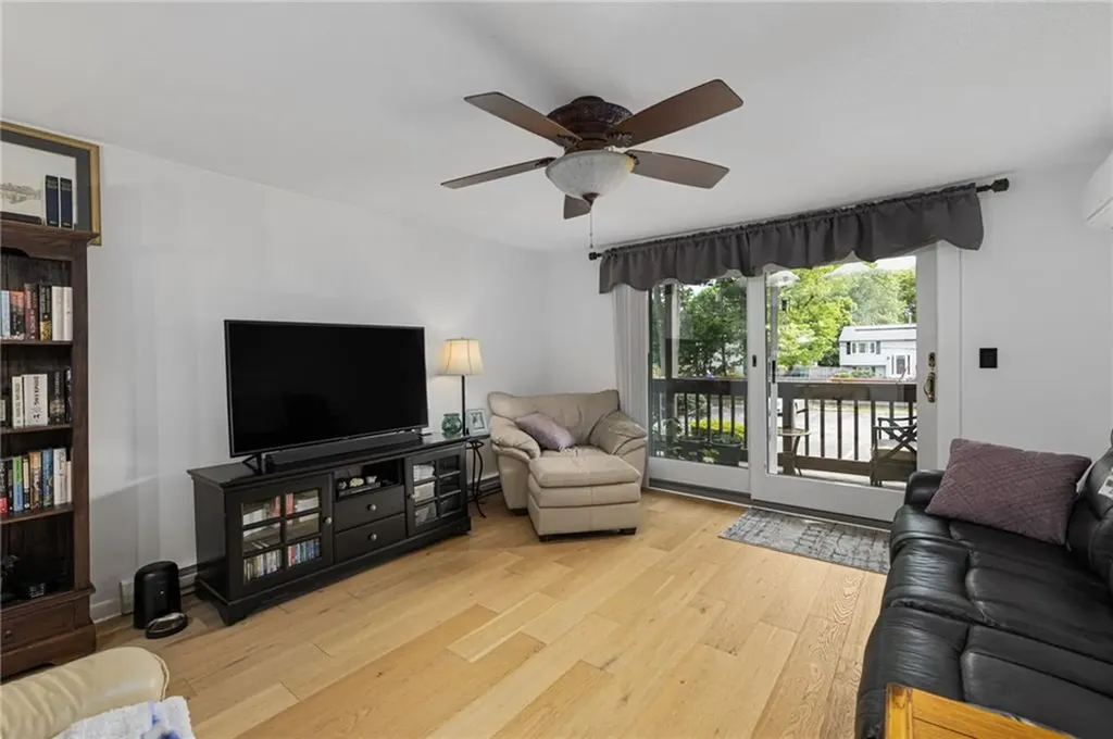 130 Pilgrim Parkway Warwick RI 02888