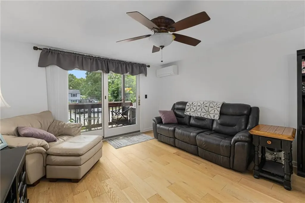 130 Pilgrim Parkway Warwick RI 02888