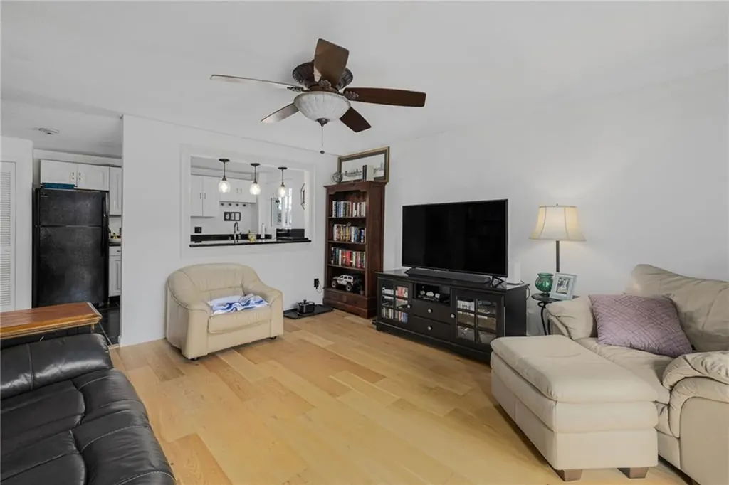 130 Pilgrim Parkway Warwick RI 02888