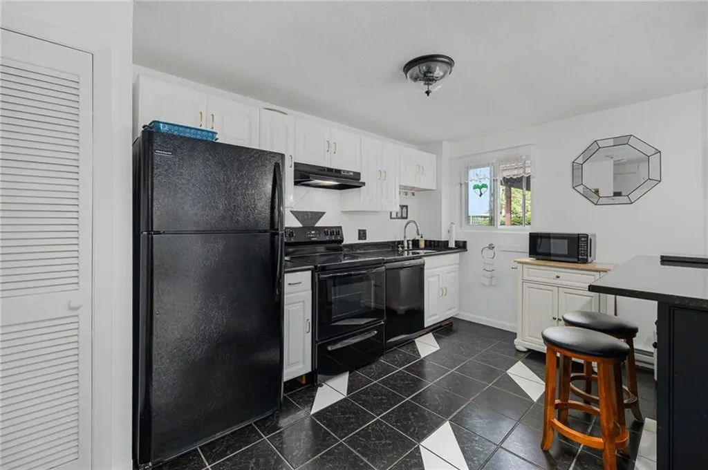 130 Pilgrim Parkway Warwick RI 02888