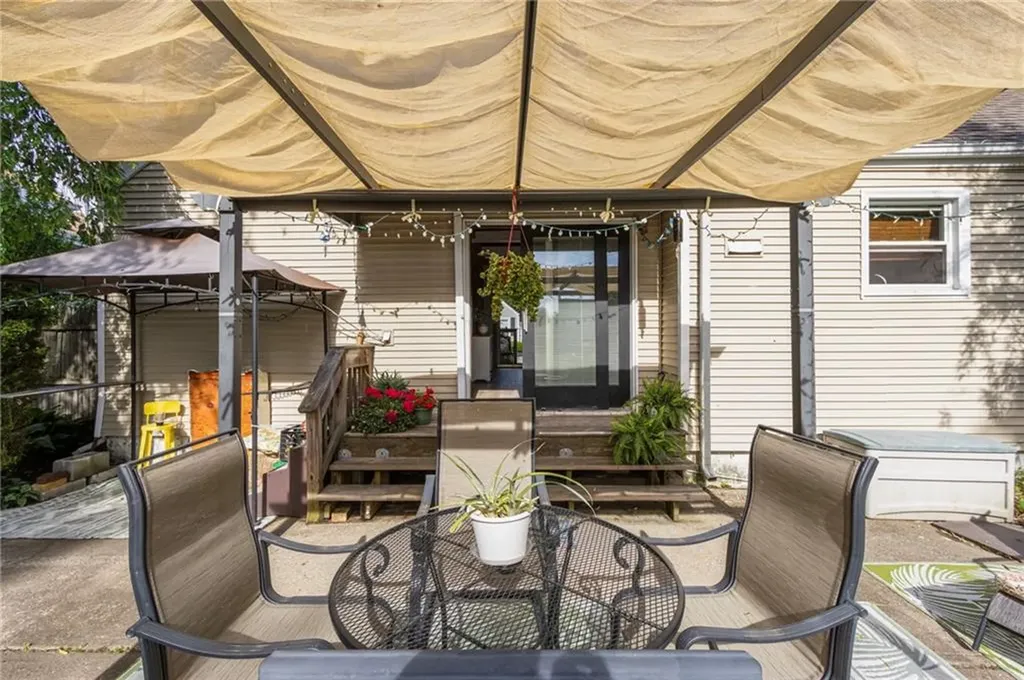 45 Woodhaven Road Pawtucket RI 02861