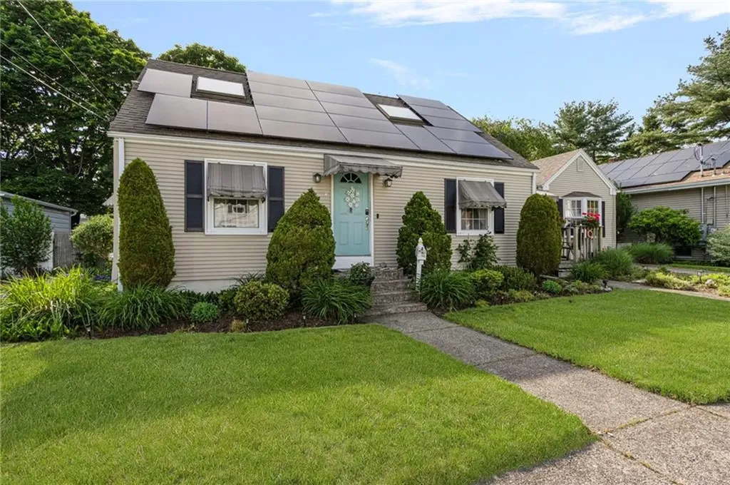 45 Woodhaven Road Pawtucket RI 02861