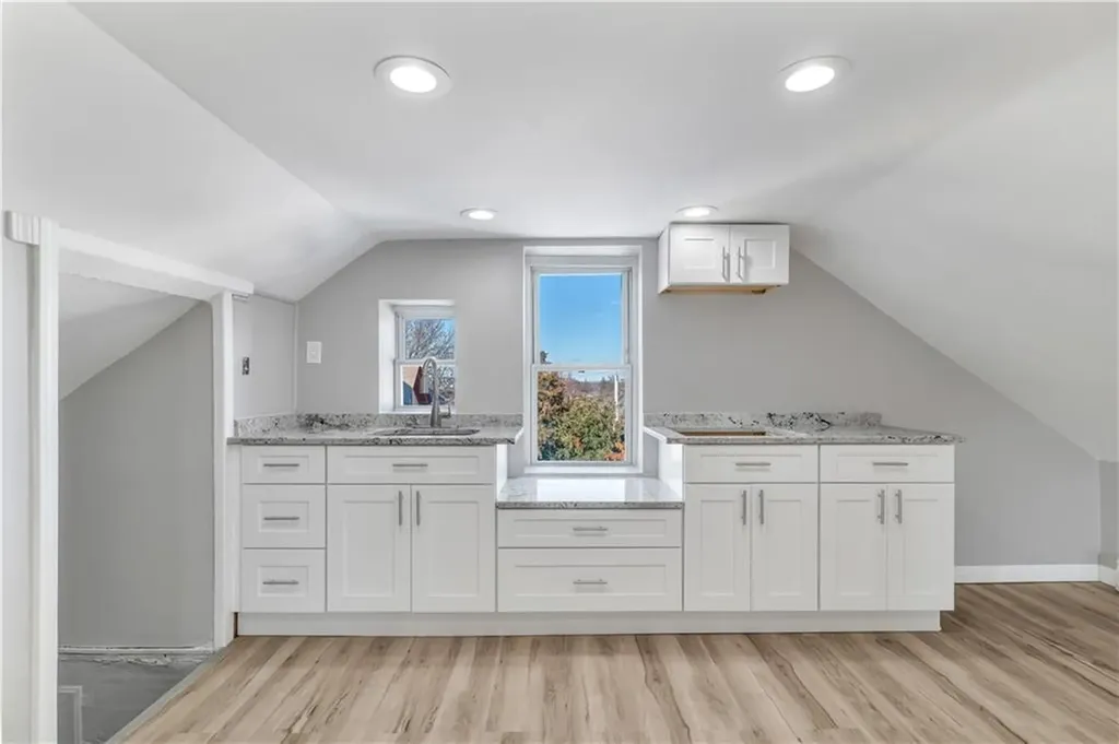 43 Jenkins Street Providence RI 02906