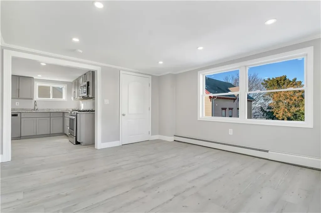 43 Jenkins Street Providence RI 02906