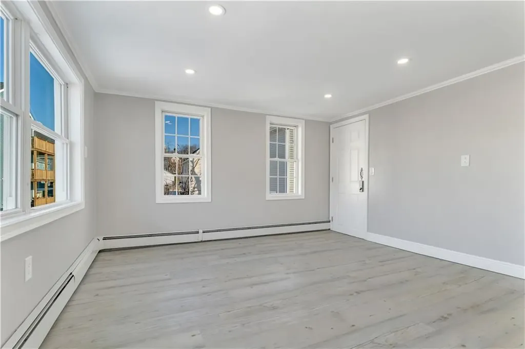 43 Jenkins Street Providence RI 02906