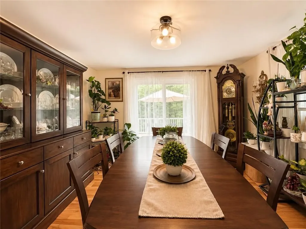 422 Rockland Road Scituate RI 02857